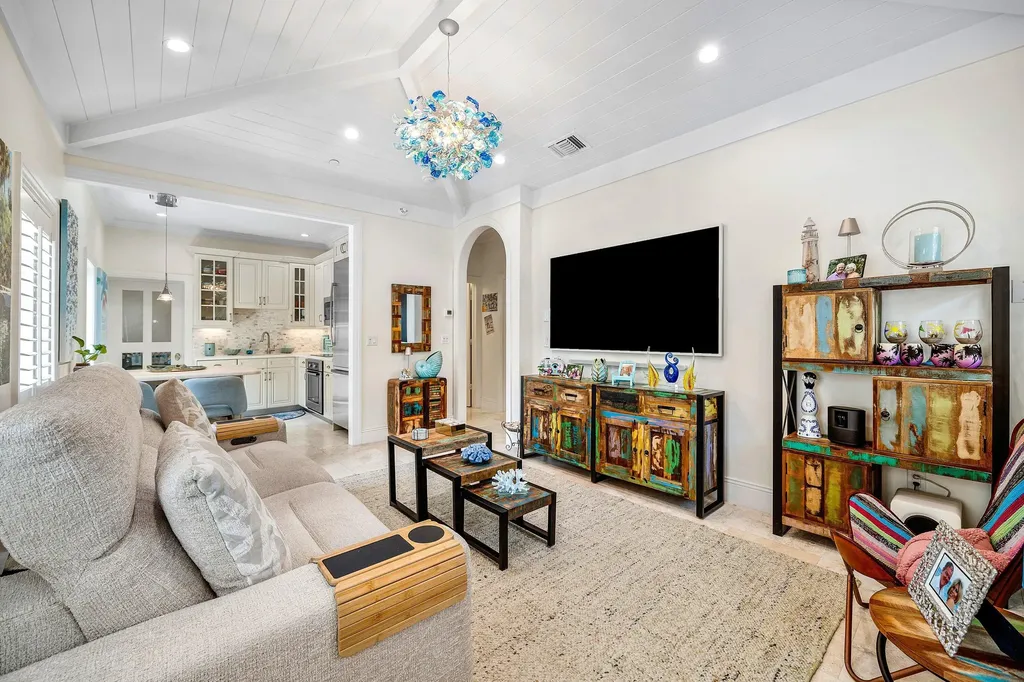 2225 S Ocean Boulevard Delray Beach FL 33483