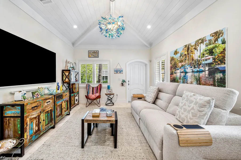2225 S Ocean Boulevard Delray Beach FL 33483