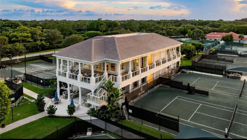 4650 Kittiwake Court Boynton Beach FL 33436