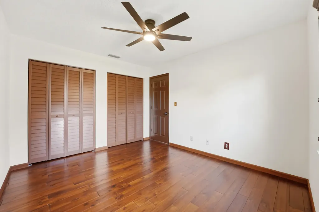 5787 SW 57th Way Davie FL 33314