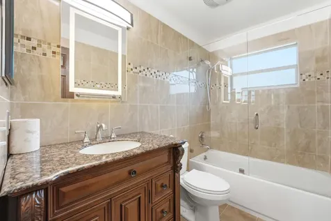 5787 SW 57th Way Davie FL 33314
