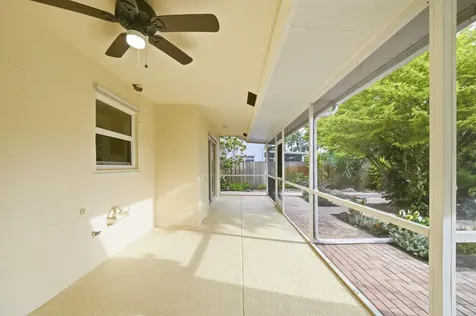 5787 SW 57th Way Davie FL 33314