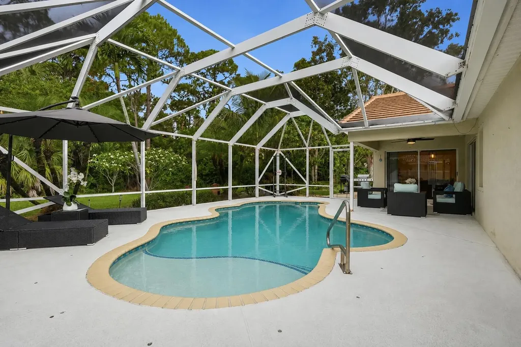 3916 Cypress Lake Drive Lake Worth FL 33467