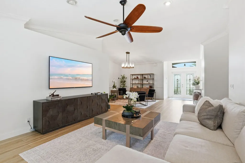 3916 Cypress Lake Drive Lake Worth FL 33467