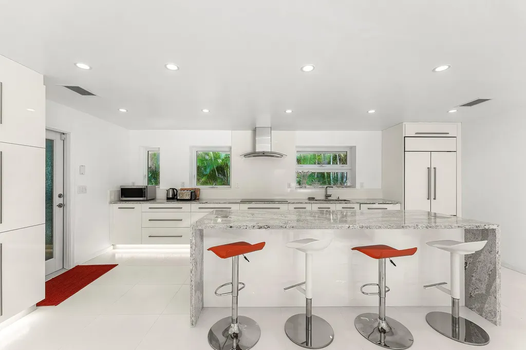 1350 Spanish River Road Boca Raton FL 33432