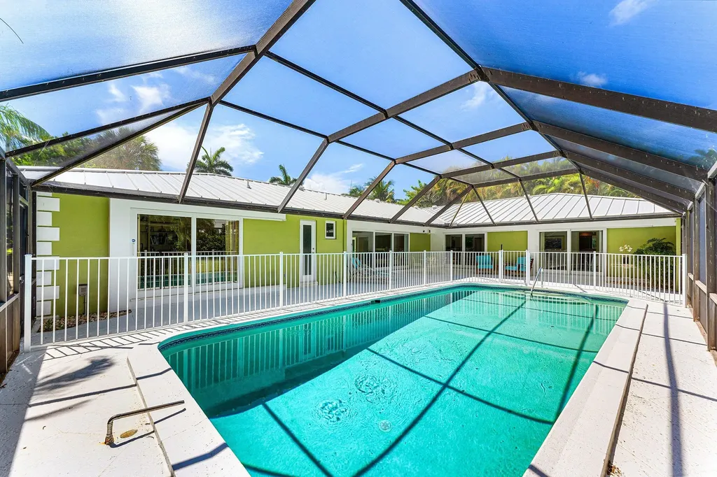 1350 Spanish River Road Boca Raton FL 33432