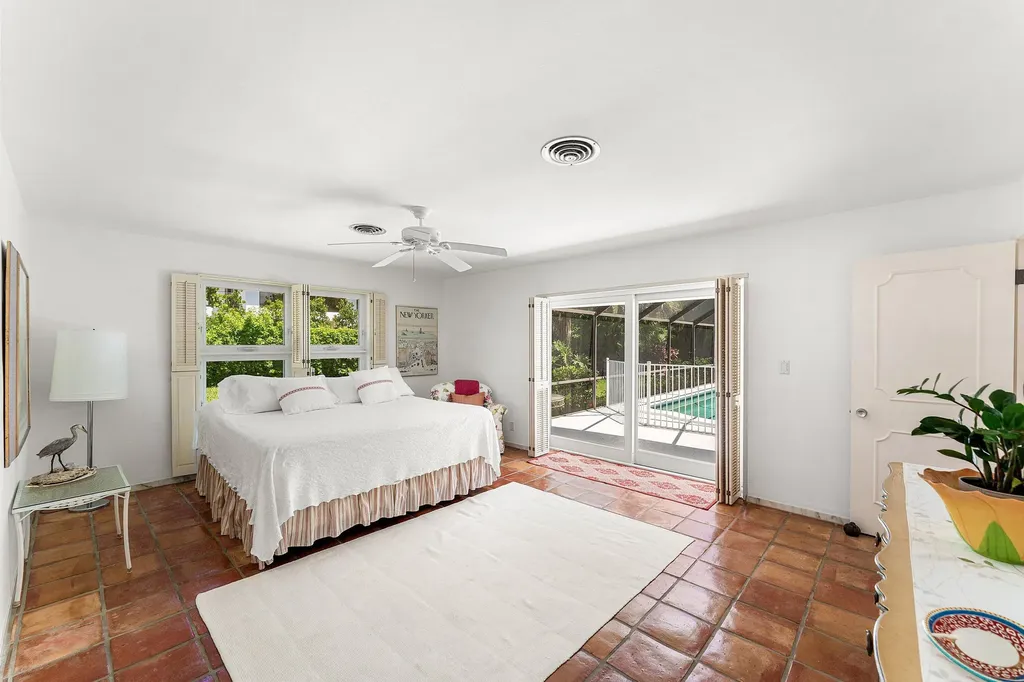 1350 Spanish River Road Boca Raton FL 33432