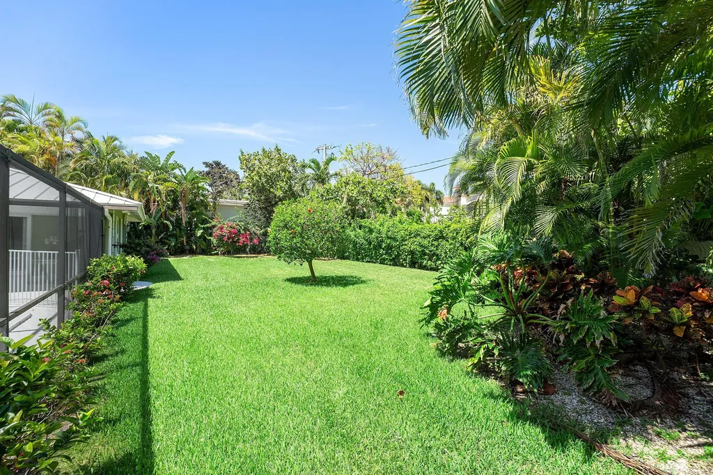 1350 Spanish River Road Boca Raton FL 33432