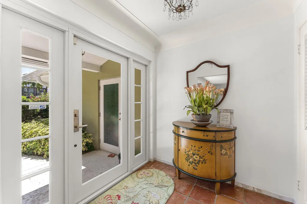 1350 Spanish River Road Boca Raton FL 33432