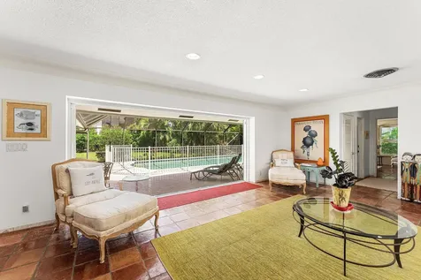 1350 Spanish River Road Boca Raton FL 33432