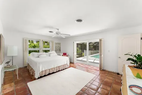 1350 Spanish River Road Boca Raton FL 33432