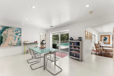 1350 Spanish River Road Boca Raton FL 33432