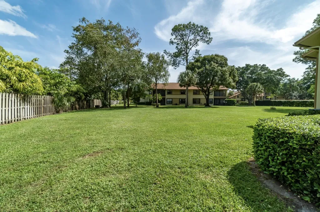 13017 Northshire Trail Wellington FL 33414