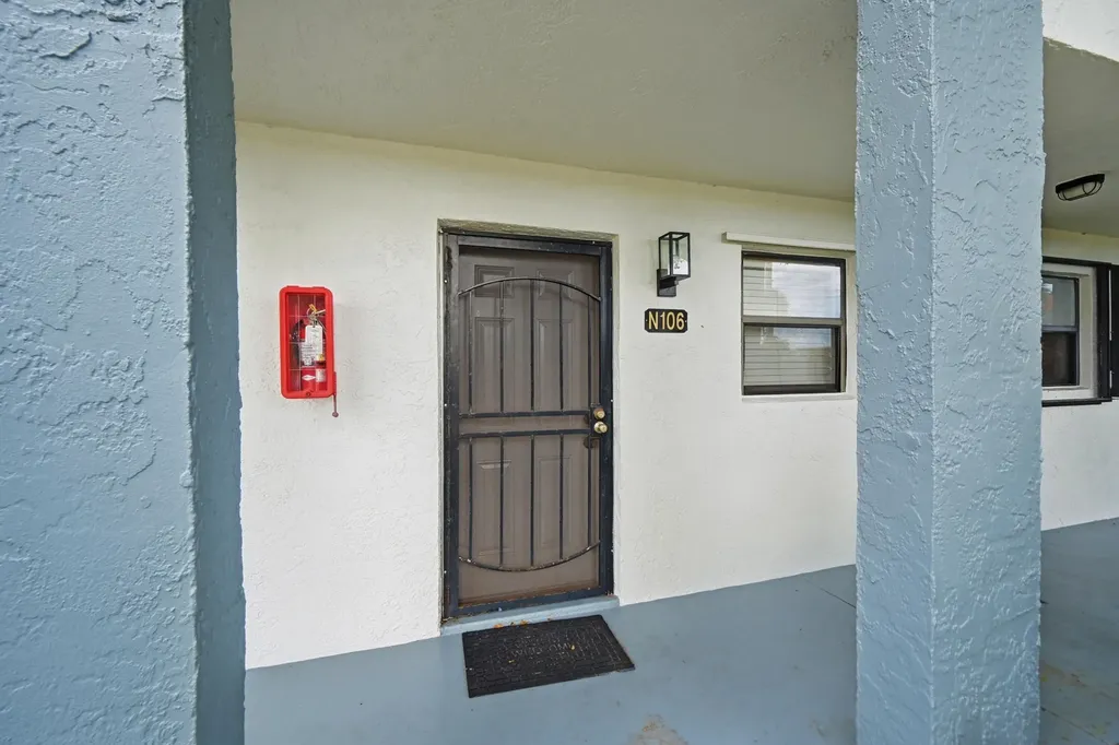 2181 Woolbright Road Boynton Beach FL 33426