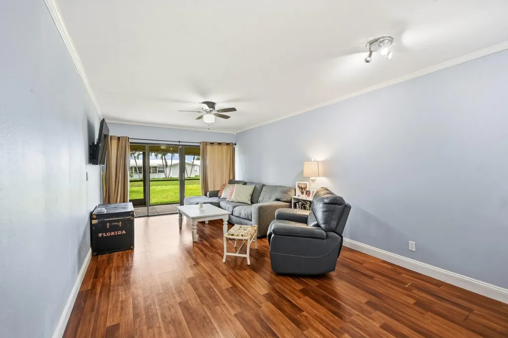 2181 Woolbright Road Boynton Beach FL 33426