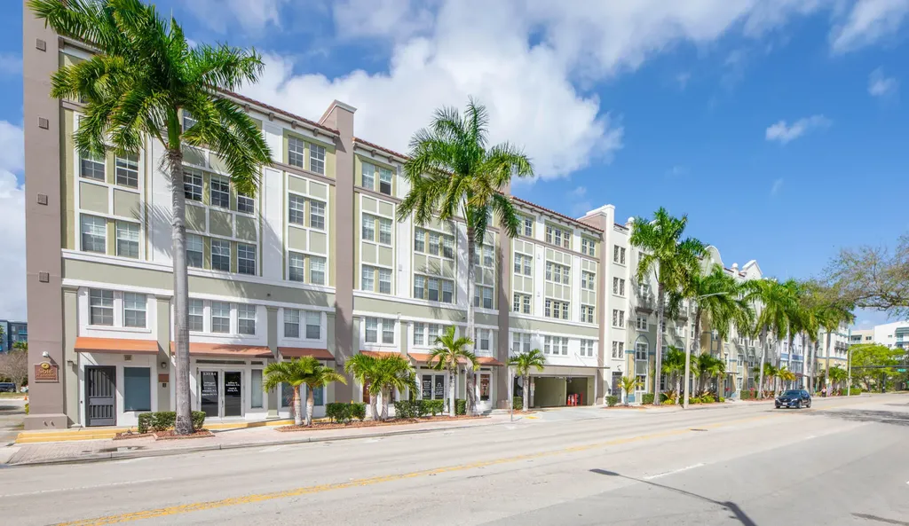 533 NE 3rd Avenue Fort Lauderdale FL 33301