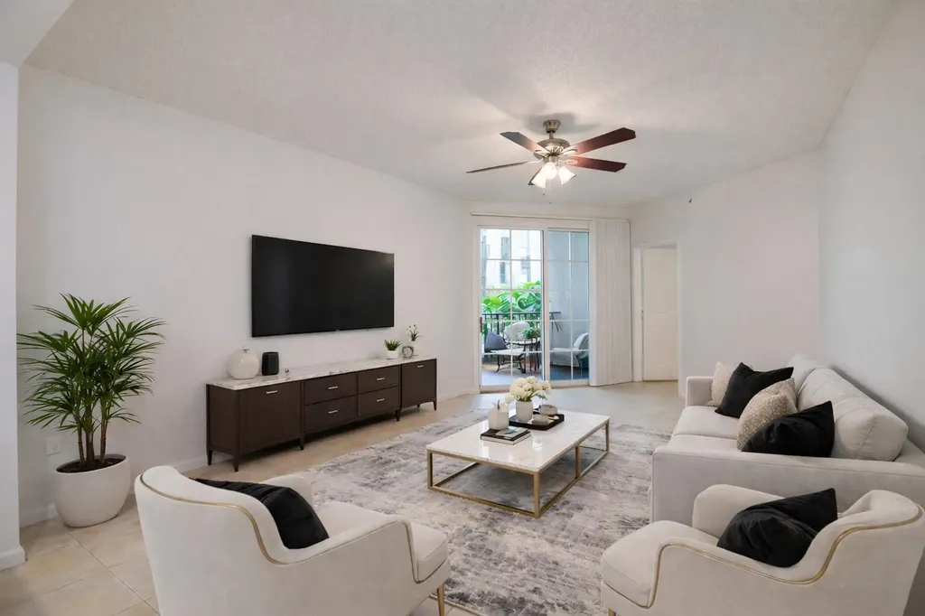 533 NE 3rd Avenue Fort Lauderdale FL 33301