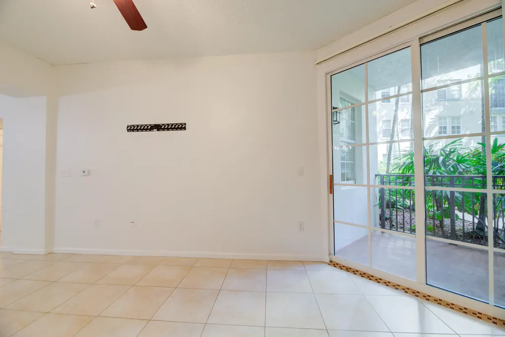 533 NE 3rd Avenue Fort Lauderdale FL 33301