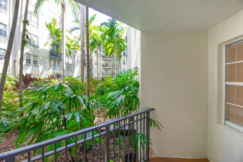 533 NE 3rd Avenue Fort Lauderdale FL 33301