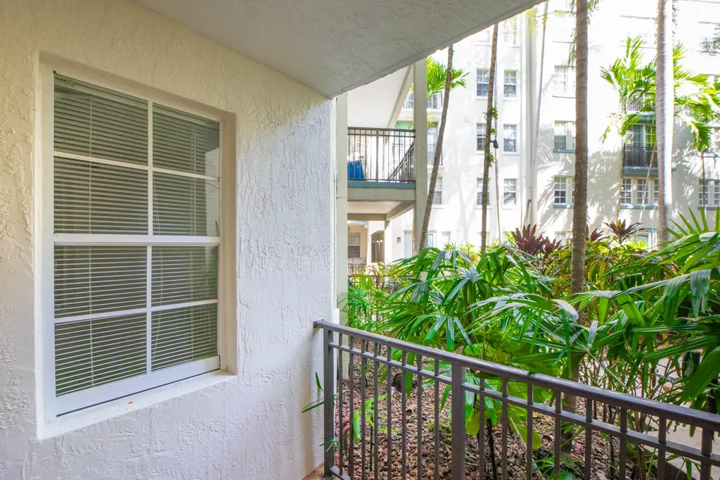 533 NE 3rd Avenue Fort Lauderdale FL 33301