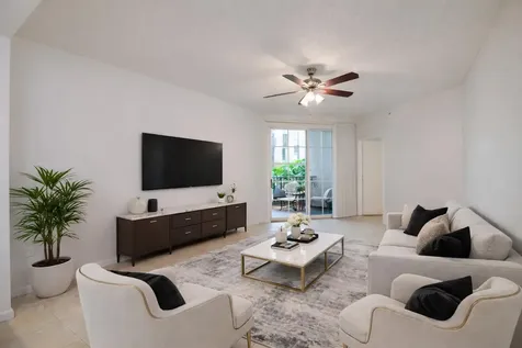 533 NE 3rd Avenue Fort Lauderdale FL 33301