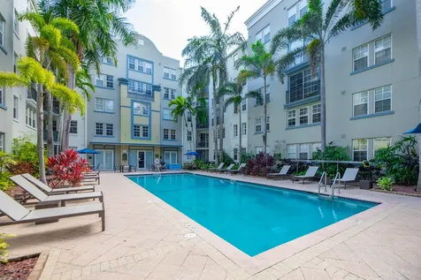 533 NE 3rd Avenue Fort Lauderdale FL 33301