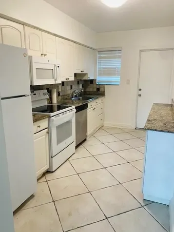 2837 NE 30th Street Fort Lauderdale FL 33306