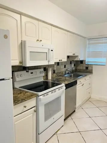 2837 NE 30th Street Fort Lauderdale FL 33306