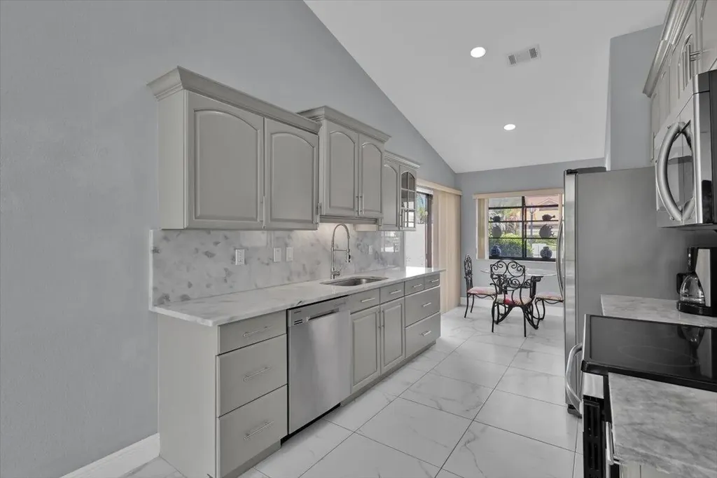3535 SE Sandpiper Circle Port St Lucie FL 34952