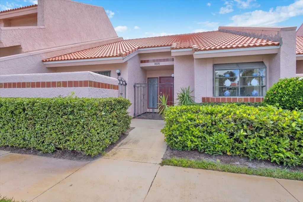 3535 SE Sandpiper Circle Port St Lucie FL 34952