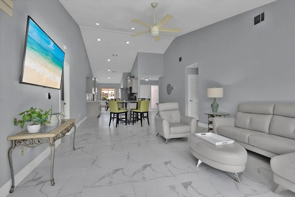 3535 SE Sandpiper Circle Port St Lucie FL 34952