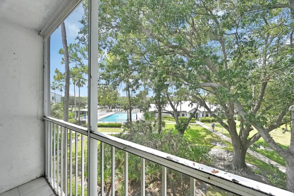 2516 SE Anchorage Cove Port St Lucie FL 34952