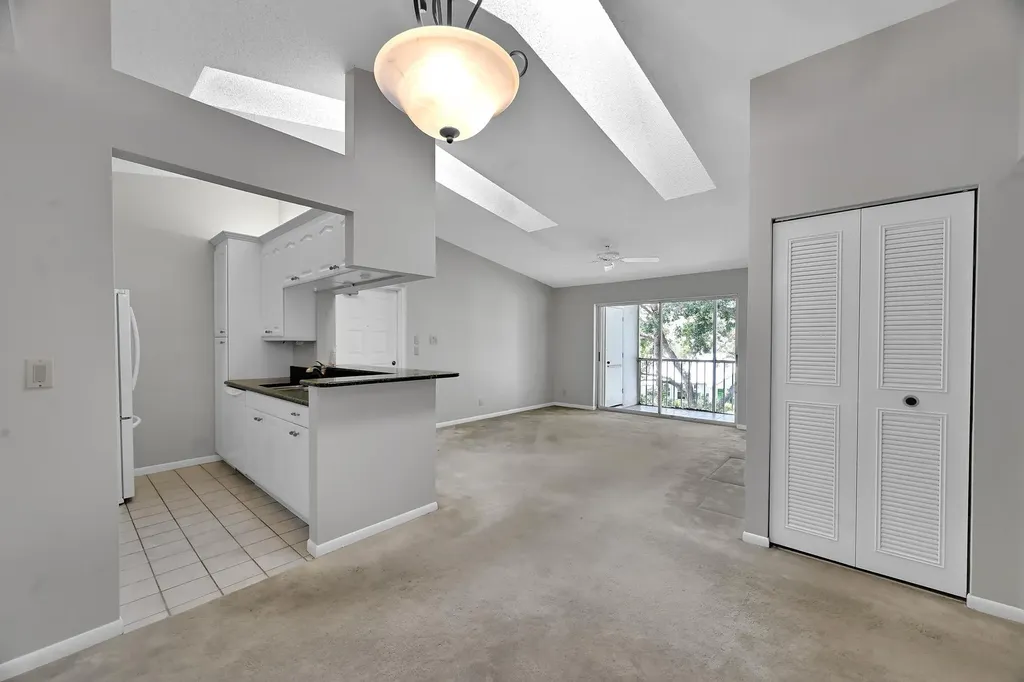 2516 SE Anchorage Cove Port St Lucie FL 34952
