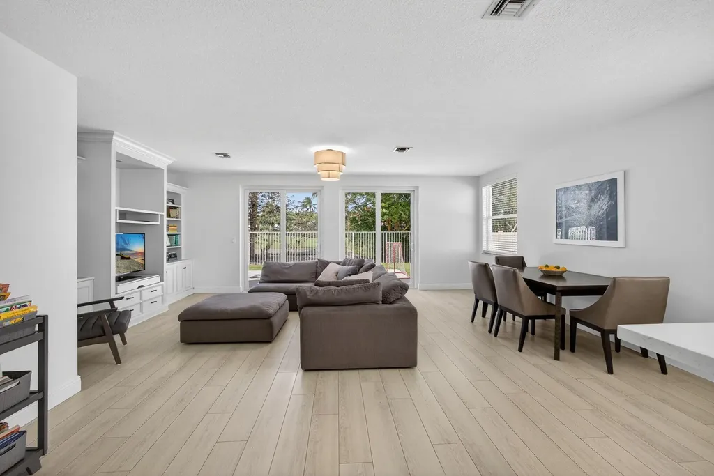 2114 Chagall Circle West Palm Beach FL 33409