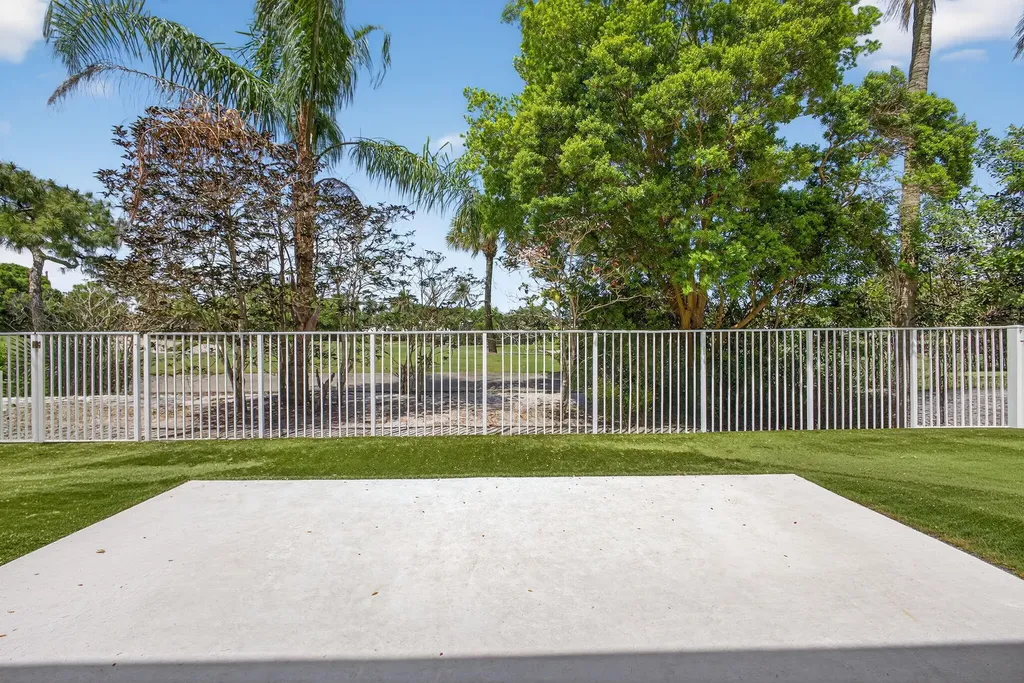 2114 Chagall Circle West Palm Beach FL 33409