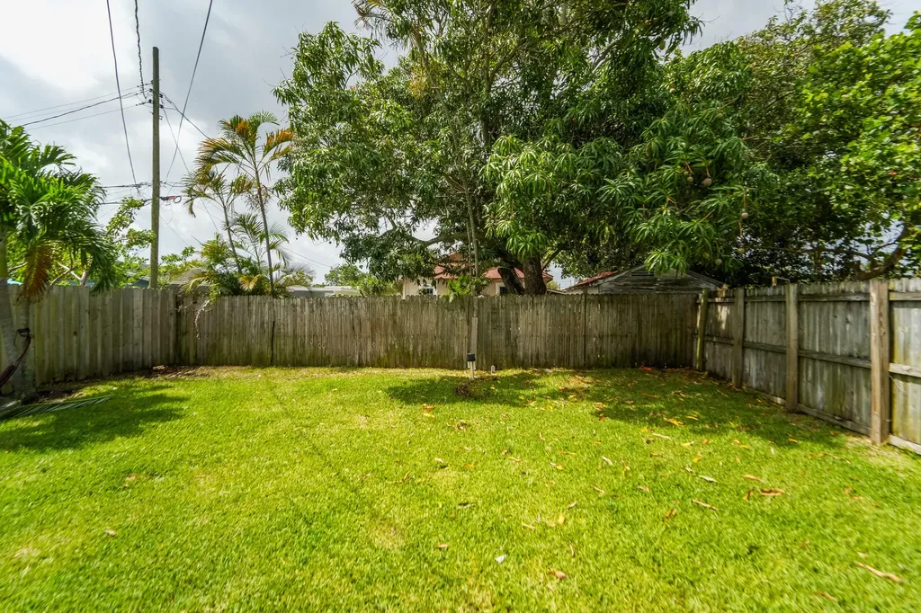5000 Lake Avenue West Palm Beach FL 33405
