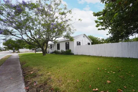 5000 Lake Avenue West Palm Beach FL 33405