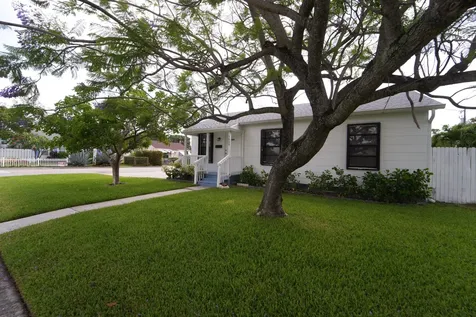 5000 Lake Avenue West Palm Beach FL 33405
