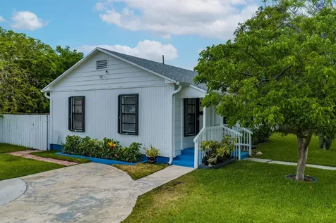 5000 Lake Avenue West Palm Beach FL 33405