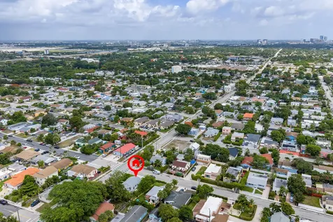 5000 Lake Avenue West Palm Beach FL 33405