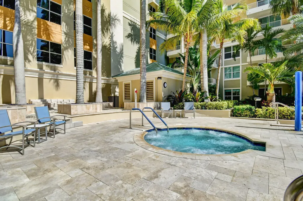 100 NE 6th Street Boynton Beach FL 33435