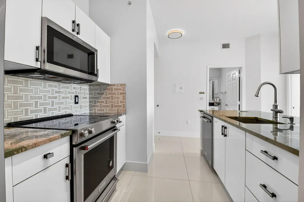 100 NE 6th Street Boynton Beach FL 33435