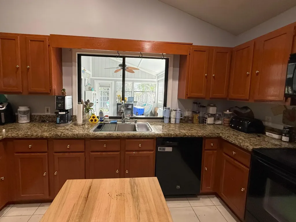 6050 Linton Street Jupiter FL 33458