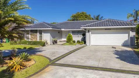 8555 SW 1st Place Coral Springs FL 33071