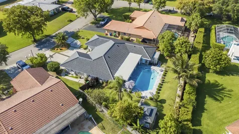 8555 SW 1st Place Coral Springs FL 33071