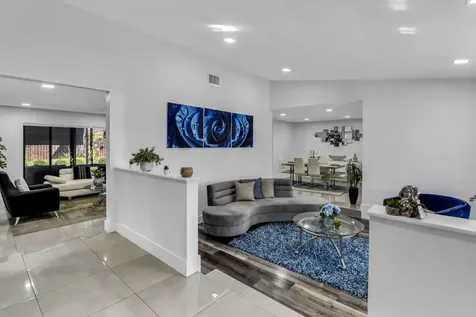 8555 SW 1st Place Coral Springs FL 33071