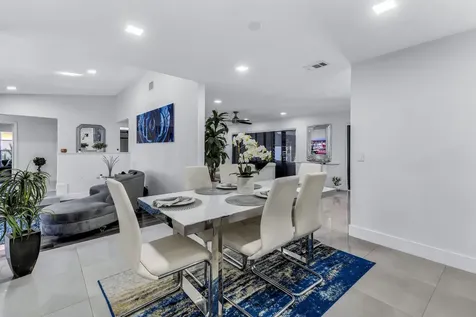 8555 SW 1st Place Coral Springs FL 33071