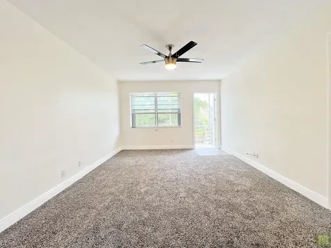 1490 NW 43rd Avenue Lauderhill FL 33313