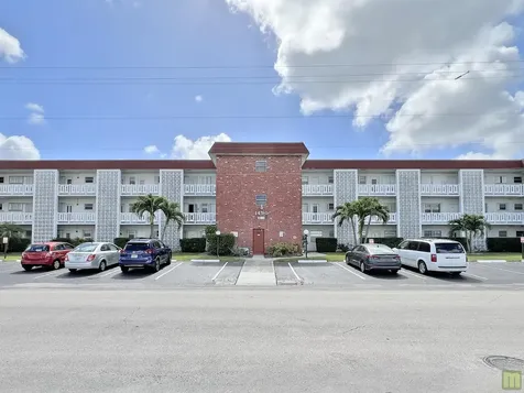 1490 NW 43rd Avenue Lauderhill FL 33313
