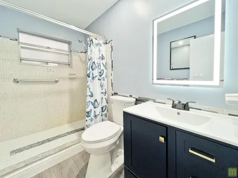 1490 NW 43rd Avenue Lauderhill FL 33313